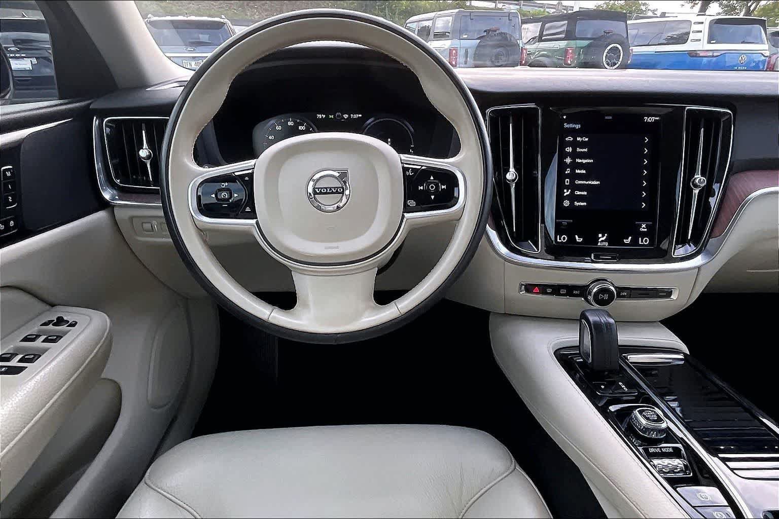 Used 2021 Volvo S60 T8 R-Design Expression w/ Advanced Package AWD/4WD image 14
