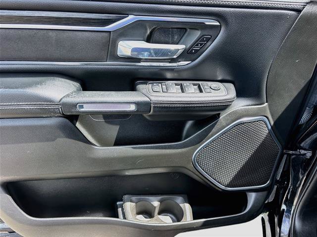 Used 2024 RAM 1500 Laramie AWD/4WD image 19