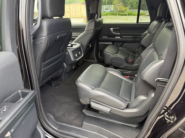 Certified 2025 Ford Expedition Max Platinum w/ Stealth Appearance Package AWD/4WD image 22
