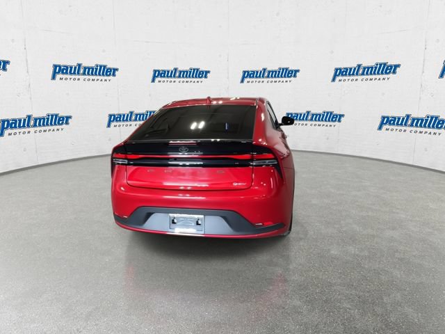 Used 2024 Toyota Prius LE AWD/4WD image 10