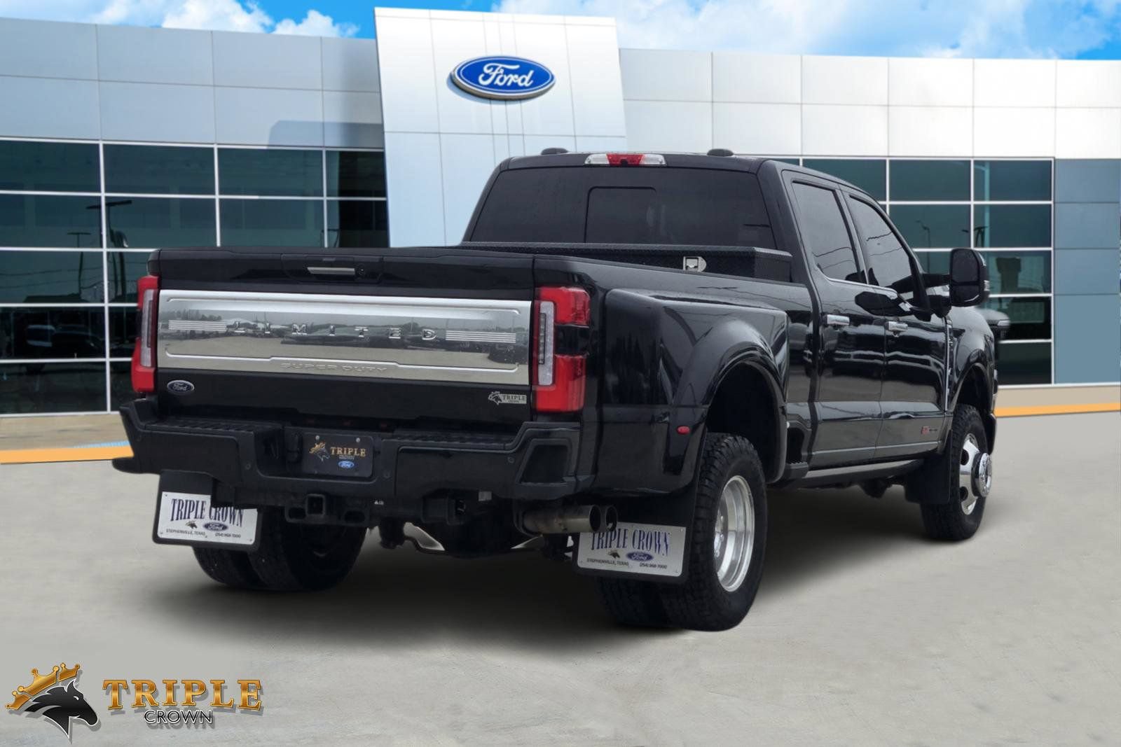 Certified 2024 Ford F350 Limited w/ FX4 Off-Road Package AWD/4WD image 5