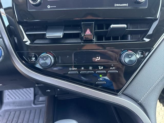 Used 2024 Toyota Camry SE FWD image 27
