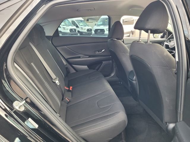 Used 2023 Hyundai Elantra Blue image 17