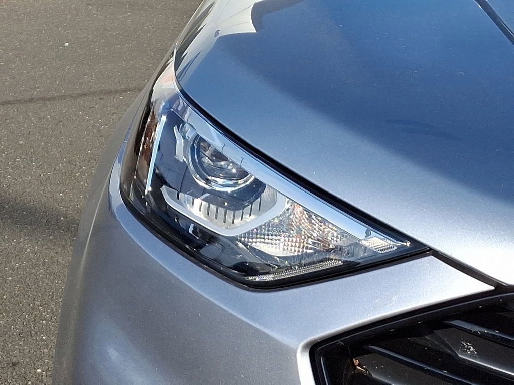 Certified 2022 Ford Edge SE w/ Black Appearance Package image 9