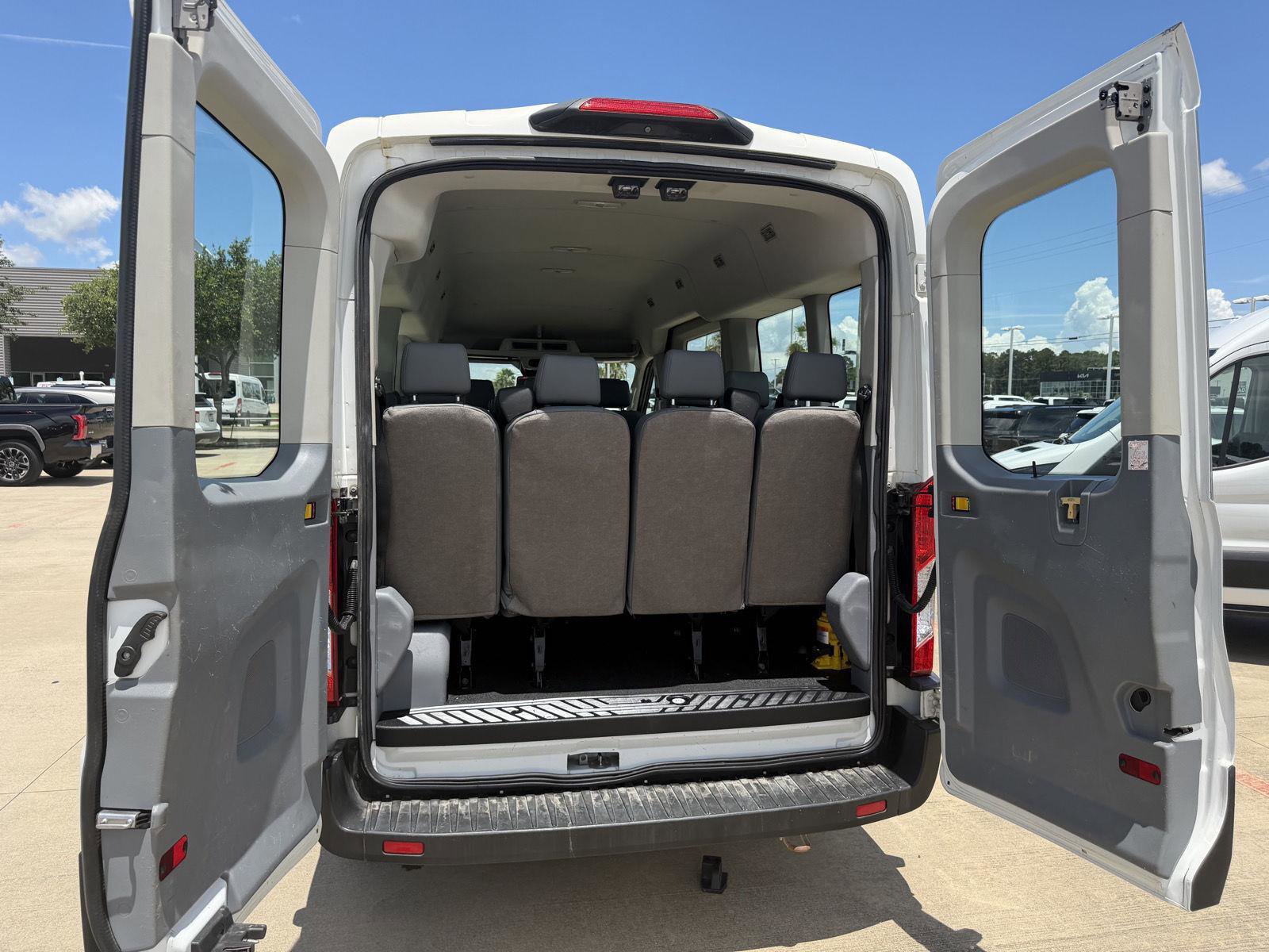 Certified 2019 Ford Transit 350 XL RWD image 8