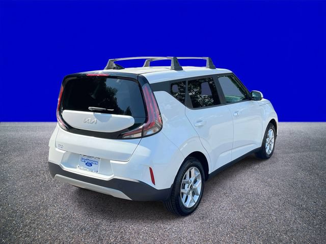 Used 2023 Kia Soul S FWD image 3