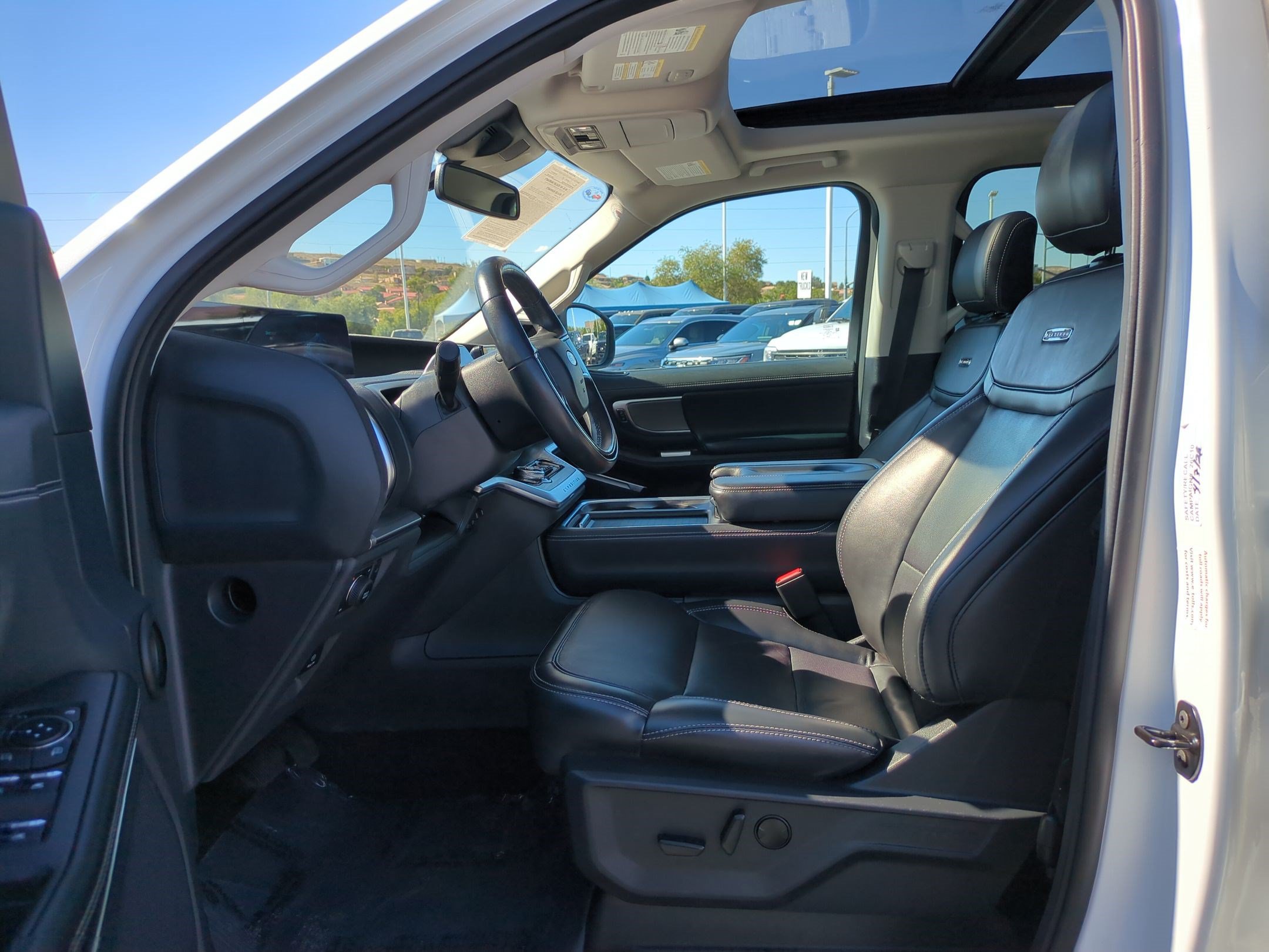 Certified 2025 Ford Expedition Max Platinum AWD/4WD image 17