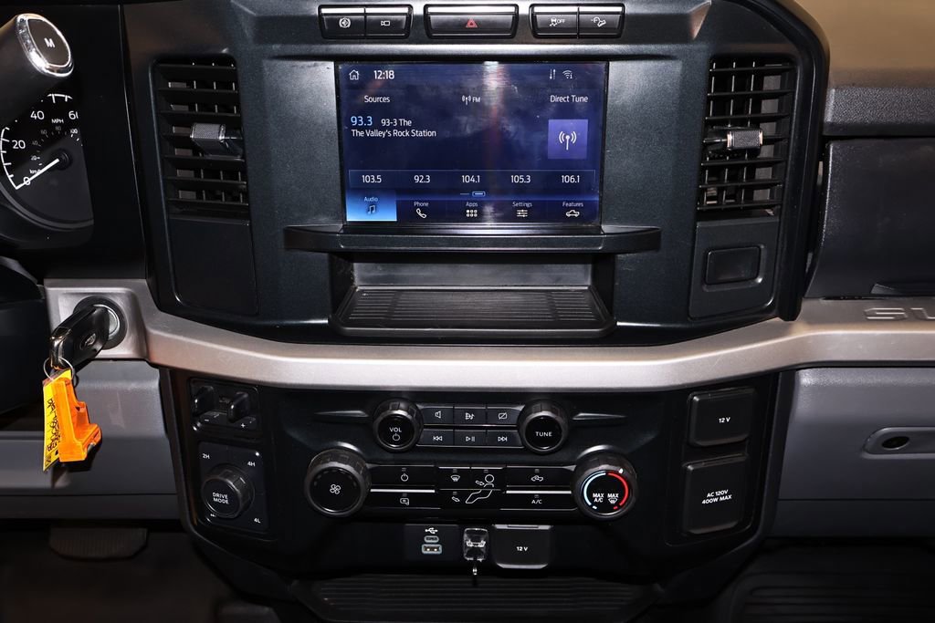 Certified 2023 Ford F350 XLT w/ 360-Degree Camera Package AWD/4WD image 25