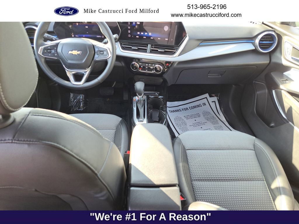 Used 2024 Chevrolet Trax LT w/ Driver Confidence Package image 10