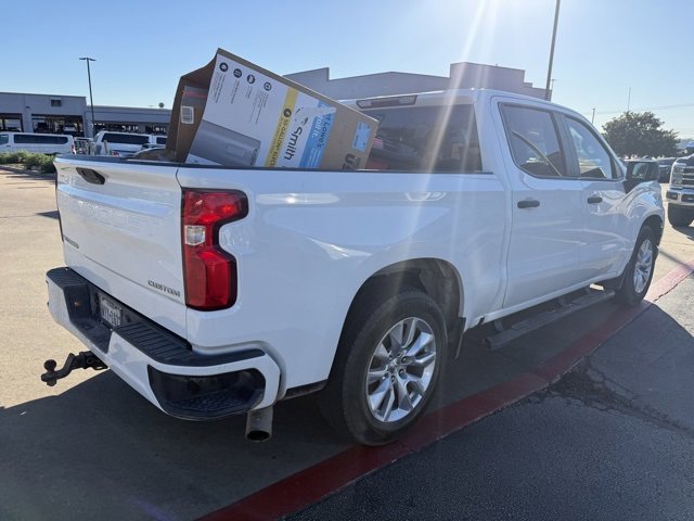 Used 2020 Chevrolet Silverado 1500 Custom w/ Custom Value Package image 3