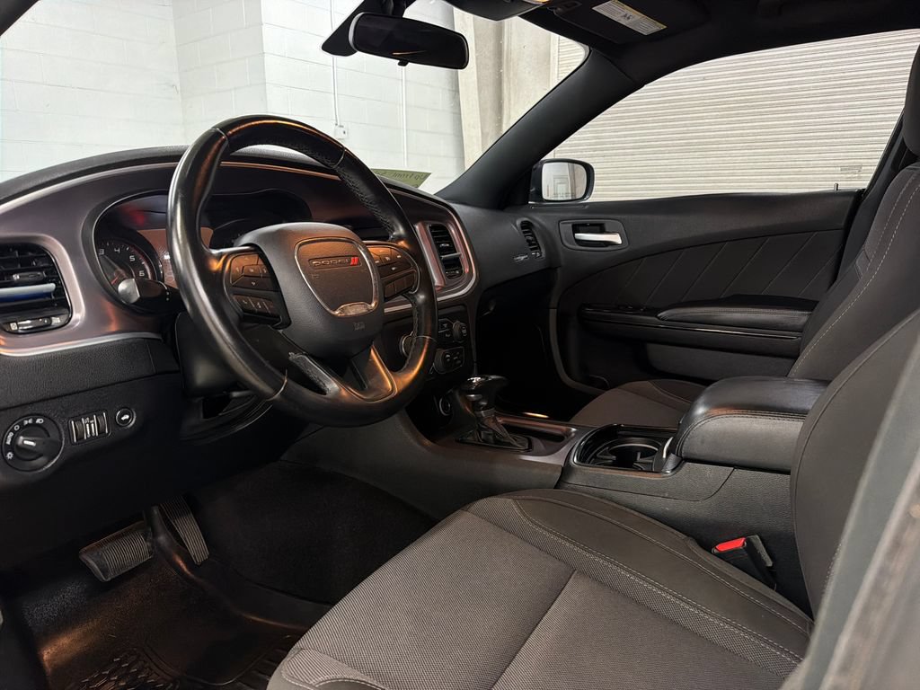 Used 2019 Dodge Charger SXT w/ Blacktop Package RWD image 6