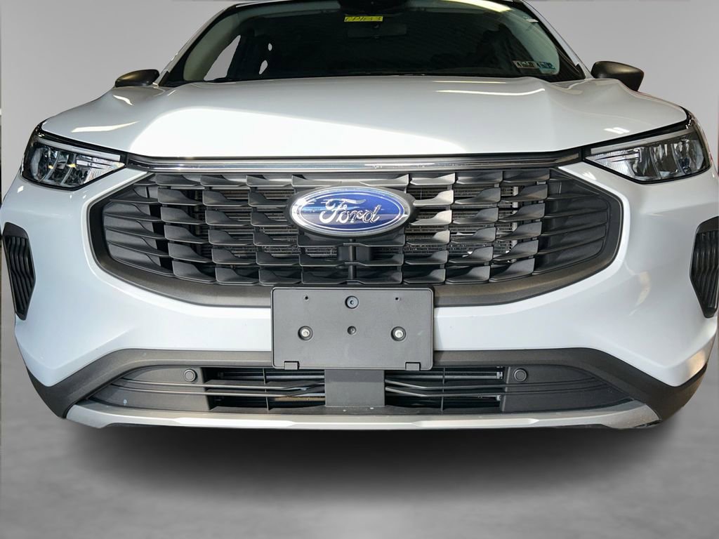 Certified 2025 Ford Escape Active AWD/4WD image 12