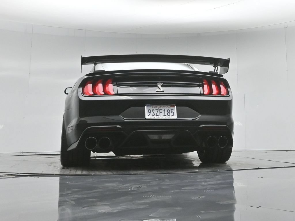 Certified 2021 Ford Mustang Shelby GT500 w/ Carbon Fiber Track Pack RWD image 47