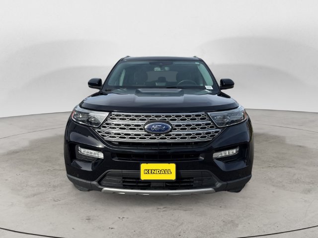 Certified 2022 Ford Explorer Limited w/ Limited Technology Package AWD/4WD image 2