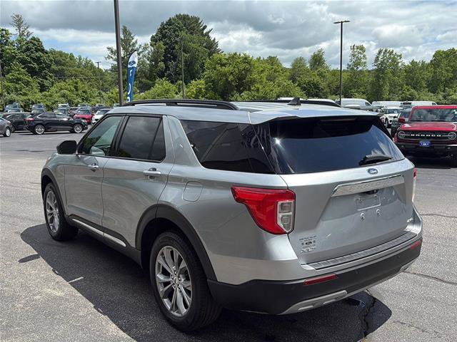 Certified 2023 Ford Explorer XLT w/ Equipment Group 202A AWD/4WD image 5