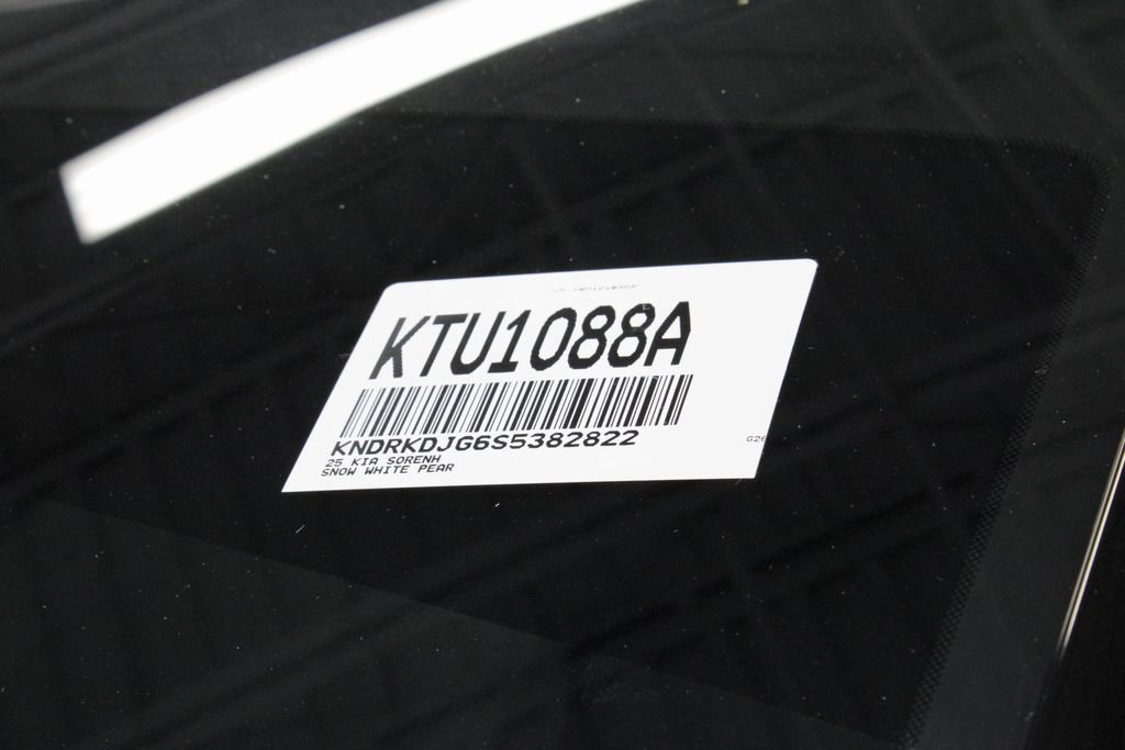 Used 2025 Kia Sorento SX Prestige AWD/4WD image 37