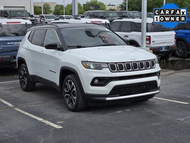 Used 2024 Jeep Compass Limited AWD/4WD image 3