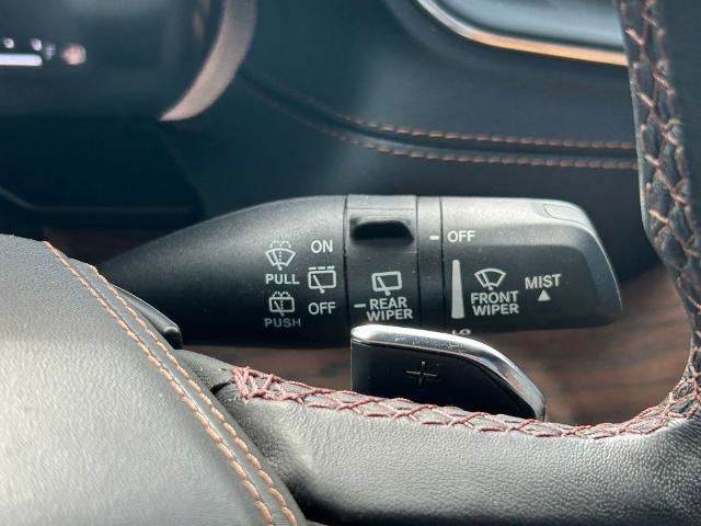 Used 2023 Jeep Grand Cherokee Summit w/ Adv Protech Group IV AWD/4WD image 31