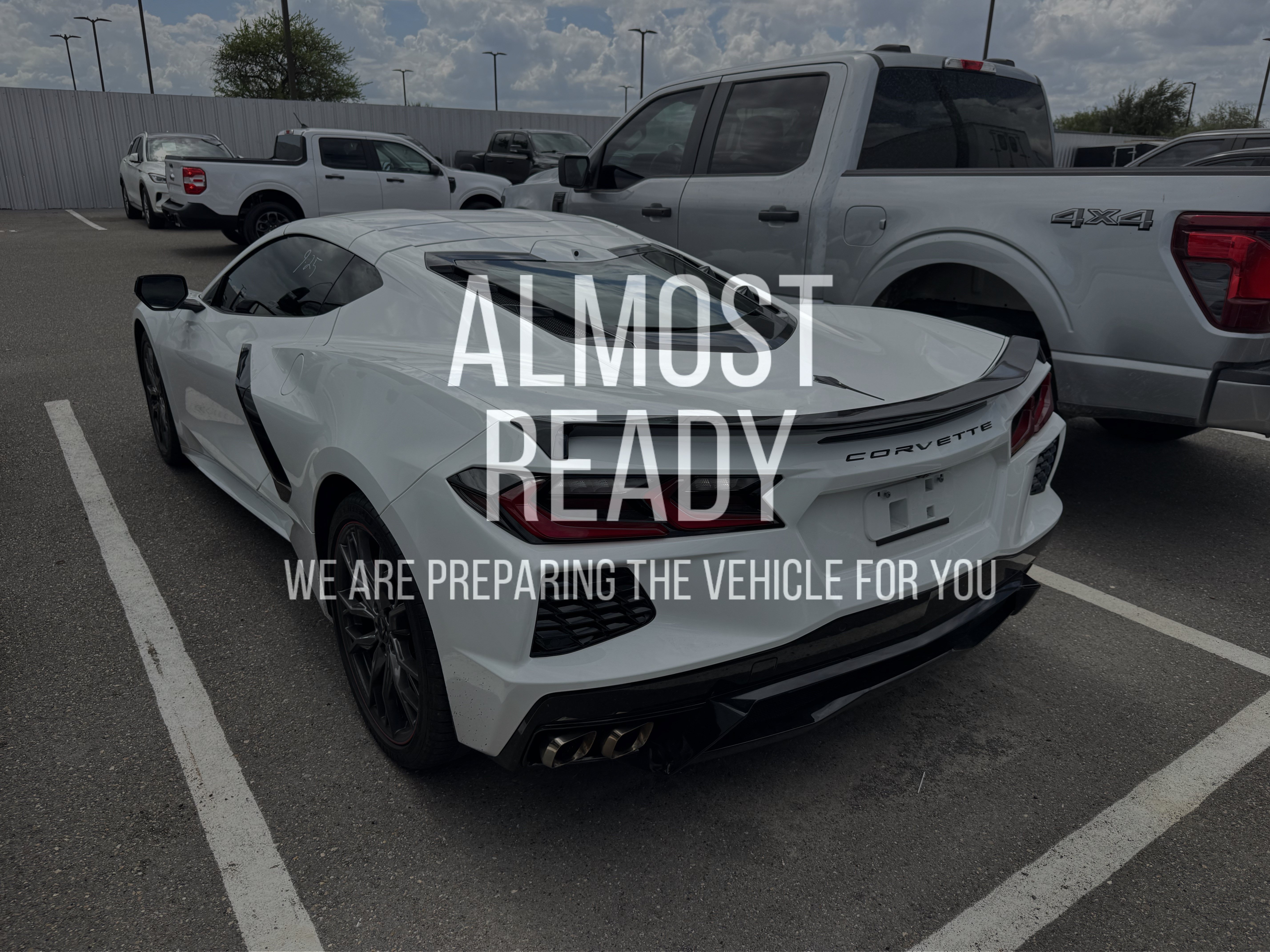 Used 2024 Chevrolet Corvette Stingray Premium Cpe w/ 3LT RWD image 3