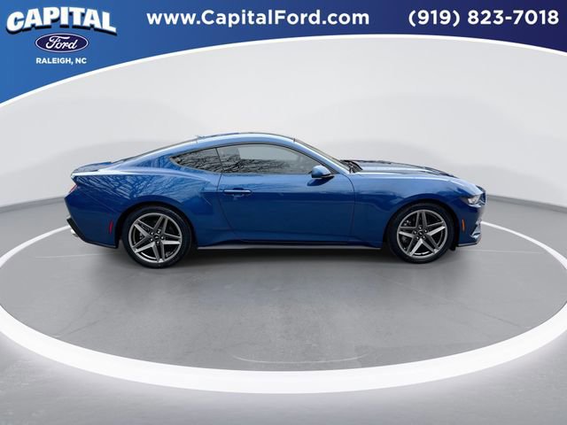 Certified 2024 Ford Mustang Coupe image 7