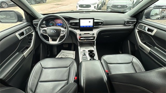 Certified 2023 Ford Explorer XLT w/ Equipment Group 202A image 14