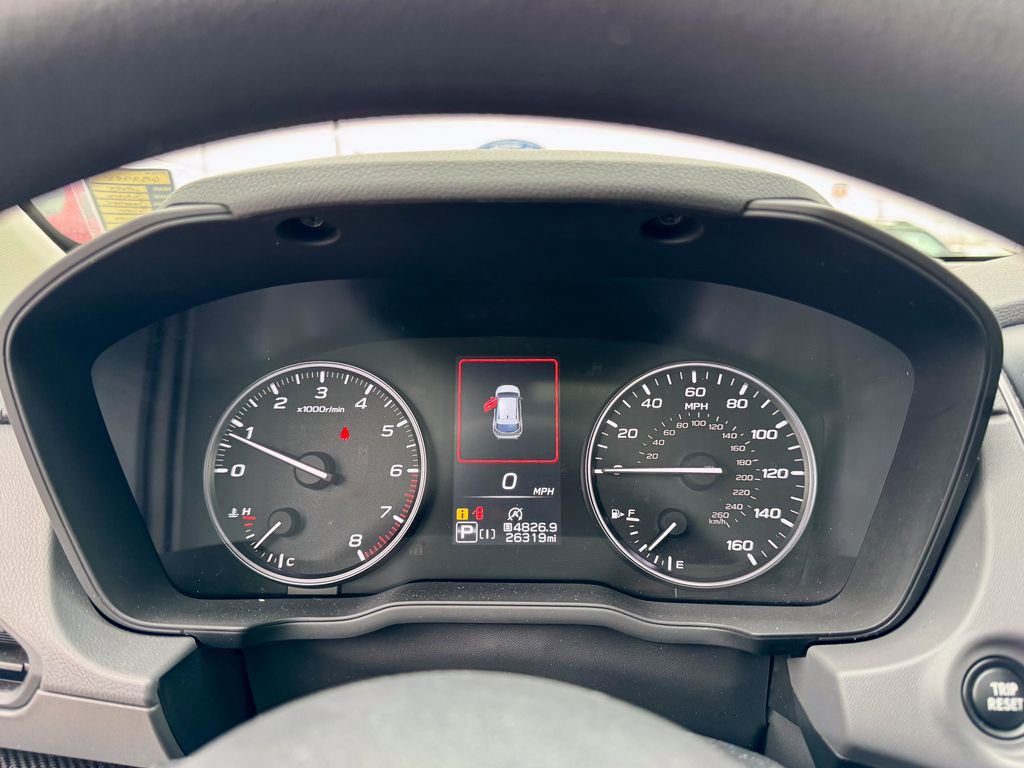 Used 2025 Subaru Crosstrek 2.0i Premium image 29