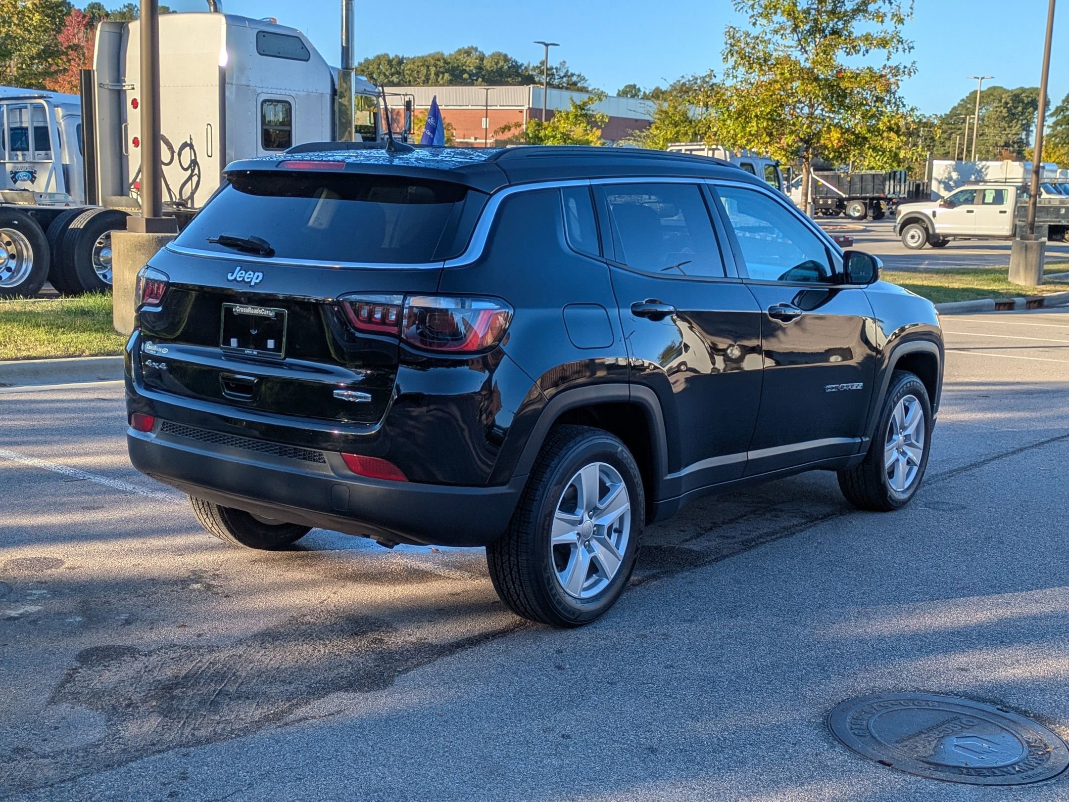 Used 2022 Jeep Compass Latitude image 7