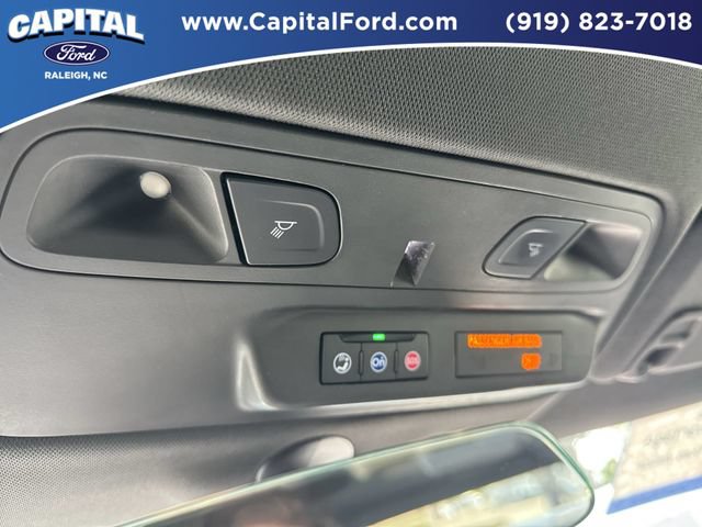 Used 2022 Chevrolet Camaro LT RWD image 31