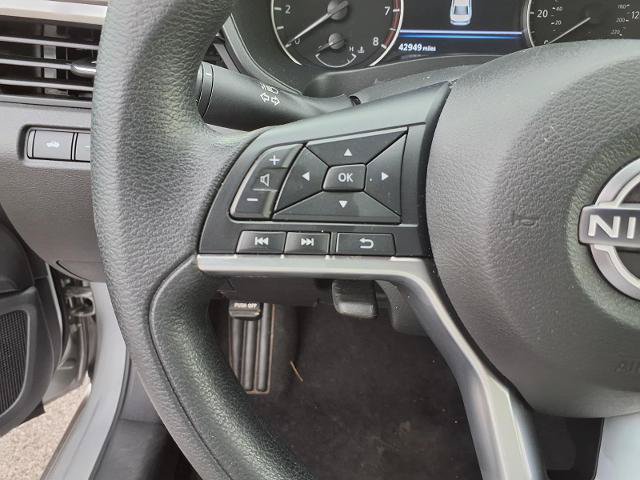 Used 2025 Nissan Altima 2.5 SV FWD image 7