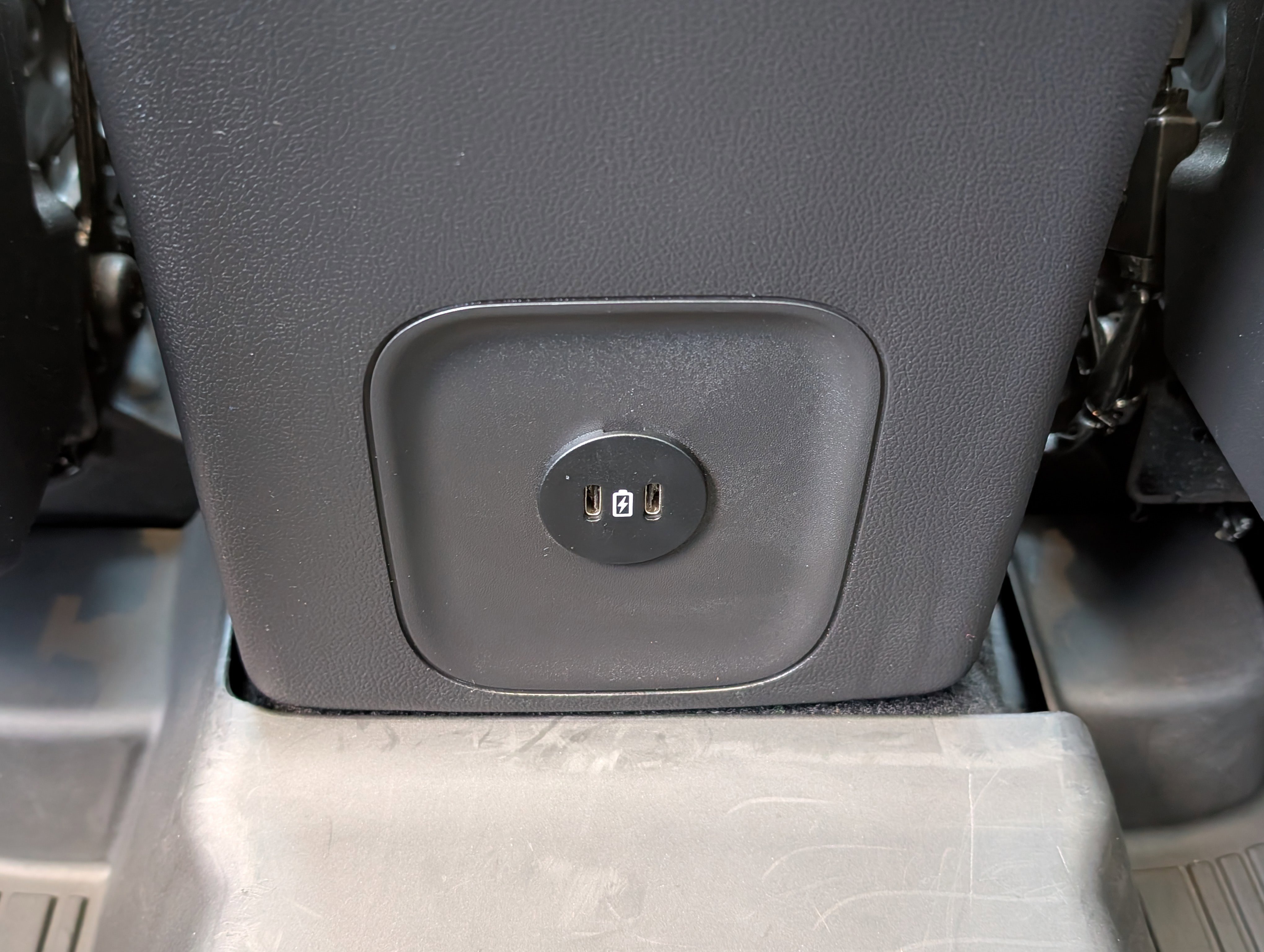 Certified 2023 Ford Escape SE w/ PHEV Premium Package image 18