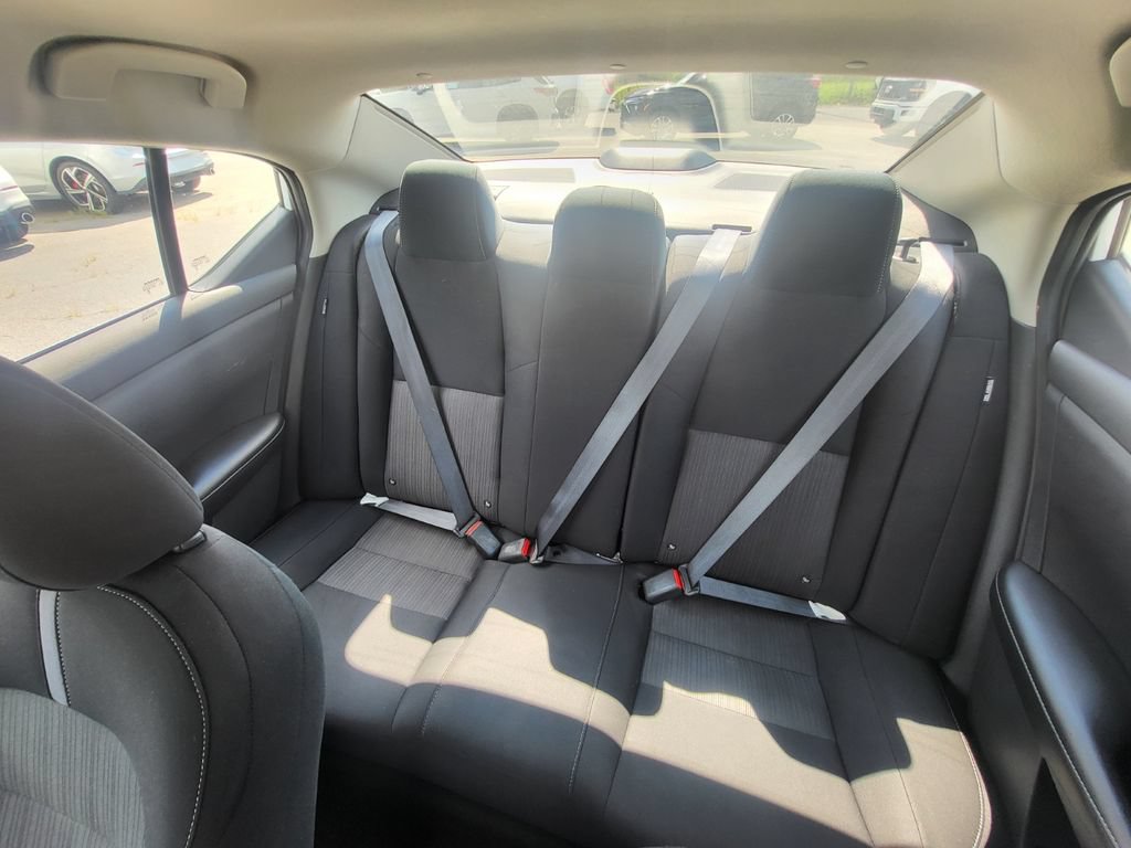 Used 2024 Nissan Sentra SV FWD image 14