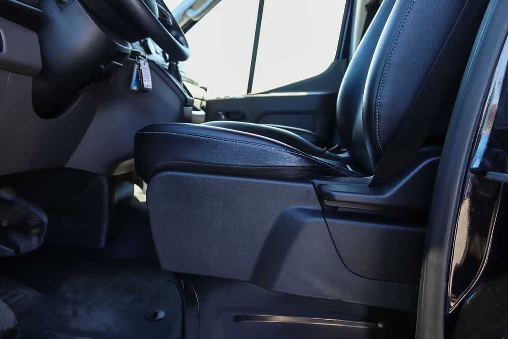 Certified 2025 Ford Transit 250 148 Medium Roof RWD image 22