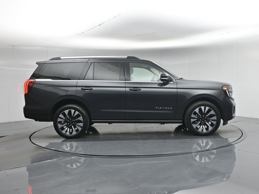 Certified 2025 Ford Expedition Platinum w/ Driver's Package AWD/4WD image 33