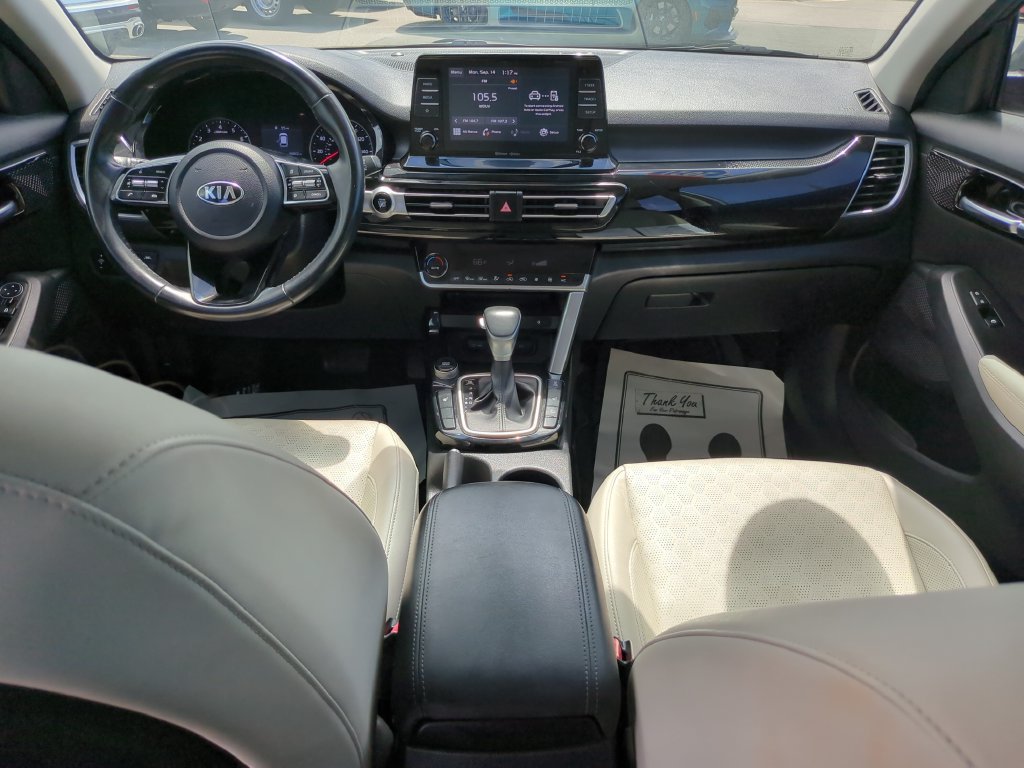 Used 2021 Kia Seltos EX AWD/4WD image 17