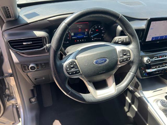 Certified 2023 Ford Explorer Limited RWD image 12
