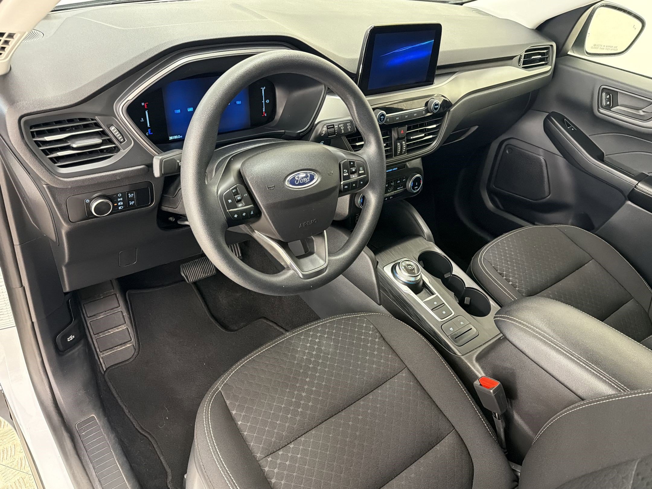 Certified 2025 Ford Escape Active AWD/4WD image 4