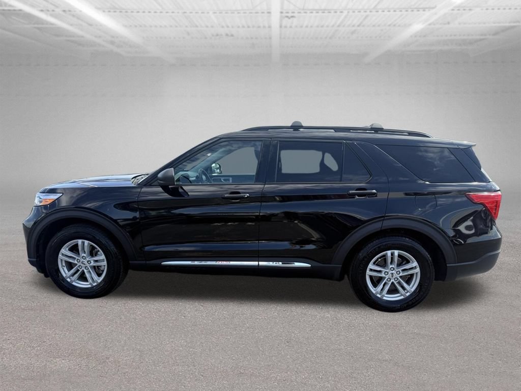 Certified 2021 Ford Explorer XLT RWD image 9