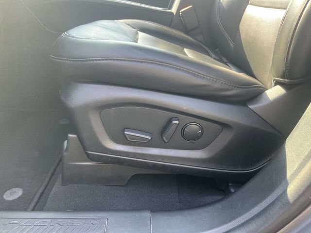 Certified 2023 Ford Explorer XLT w/ Equipment Group 202A RWD image 21