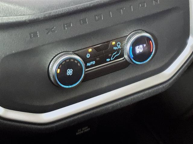 Certified 2025 Ford Expedition Active AWD/4WD image 26