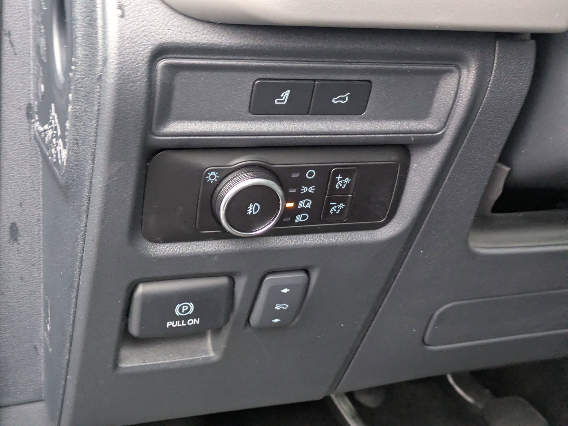 Certified 2023 Ford Expedition Max XLT image 15