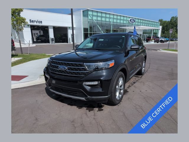 Certified 2023 Ford Explorer XLT w/ Equipment Group 202A AWD/4WD image 1