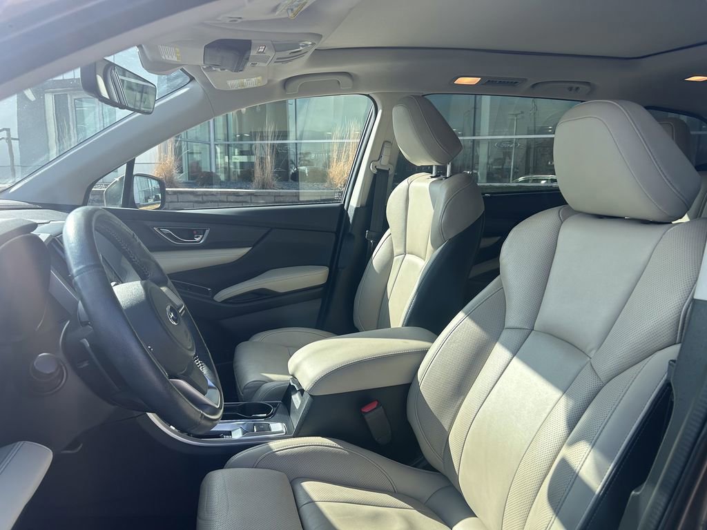 Used 2022 Subaru Ascent Limited w/ Technology Package image 10
