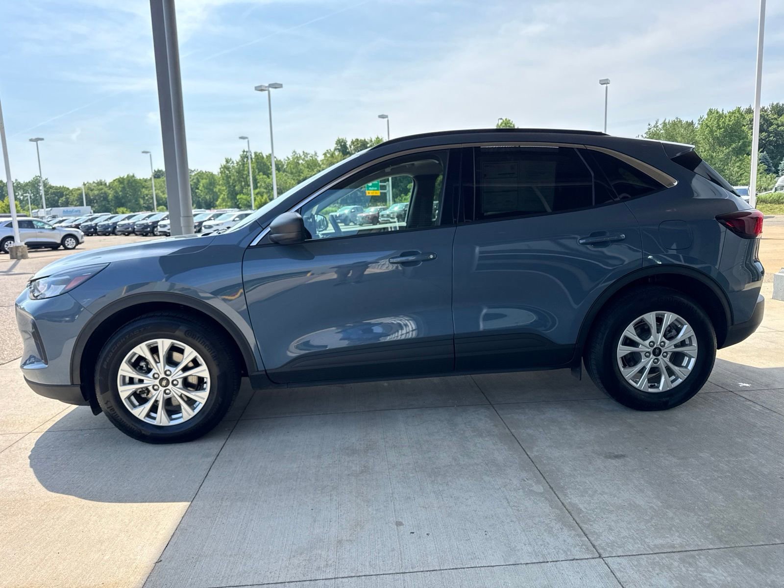 Certified 2023 Ford Escape Active AWD/4WD image 4