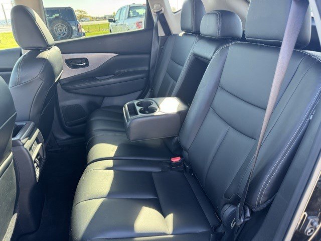 Used 2023 Nissan Murano SV w/ SV Midnight Edition Package image 24