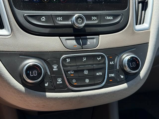 Used 2024 Chevrolet Malibu LT FWD image 23