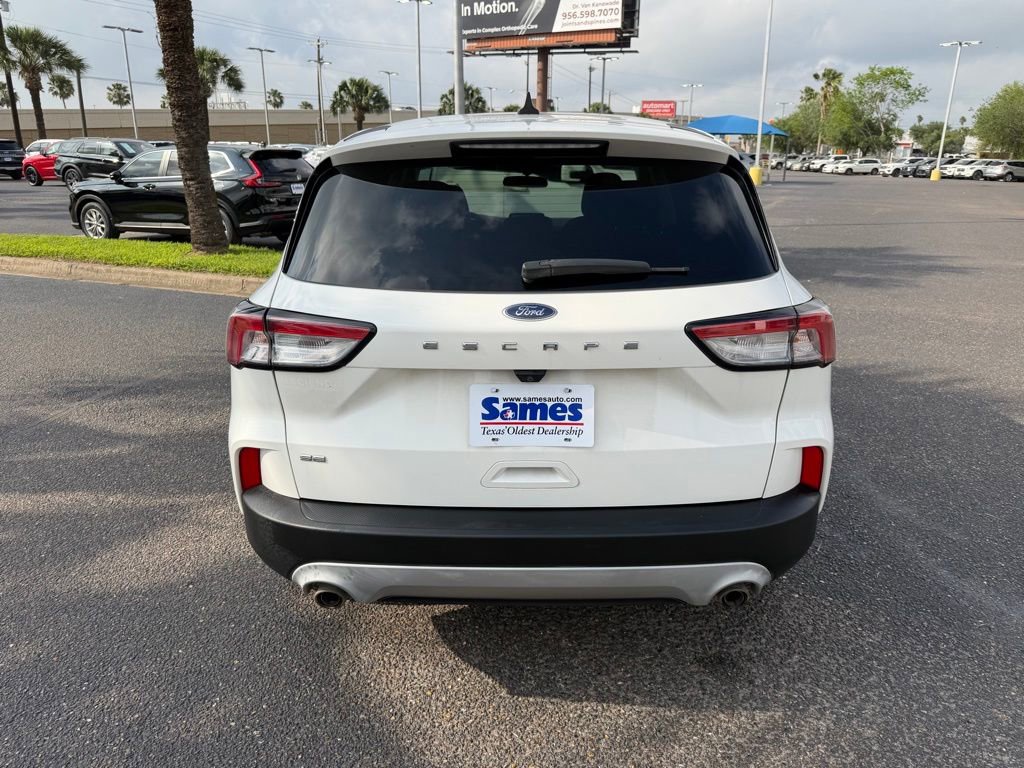 Certified 2022 Ford Escape SE w/ Convenience Package FWD image 5