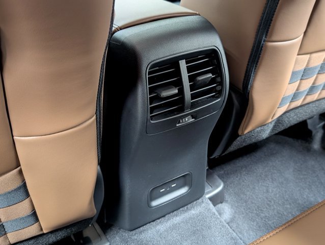 Certified 2026 Ford Bronco Sport Outer Banks w/ Outer Banks Tech Package+ AWD/4WD image 17