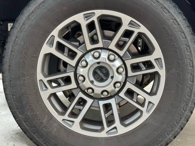 Certified 2024 Ford F250 Limited w/ FX4 Off-Road Package AWD/4WD image 6