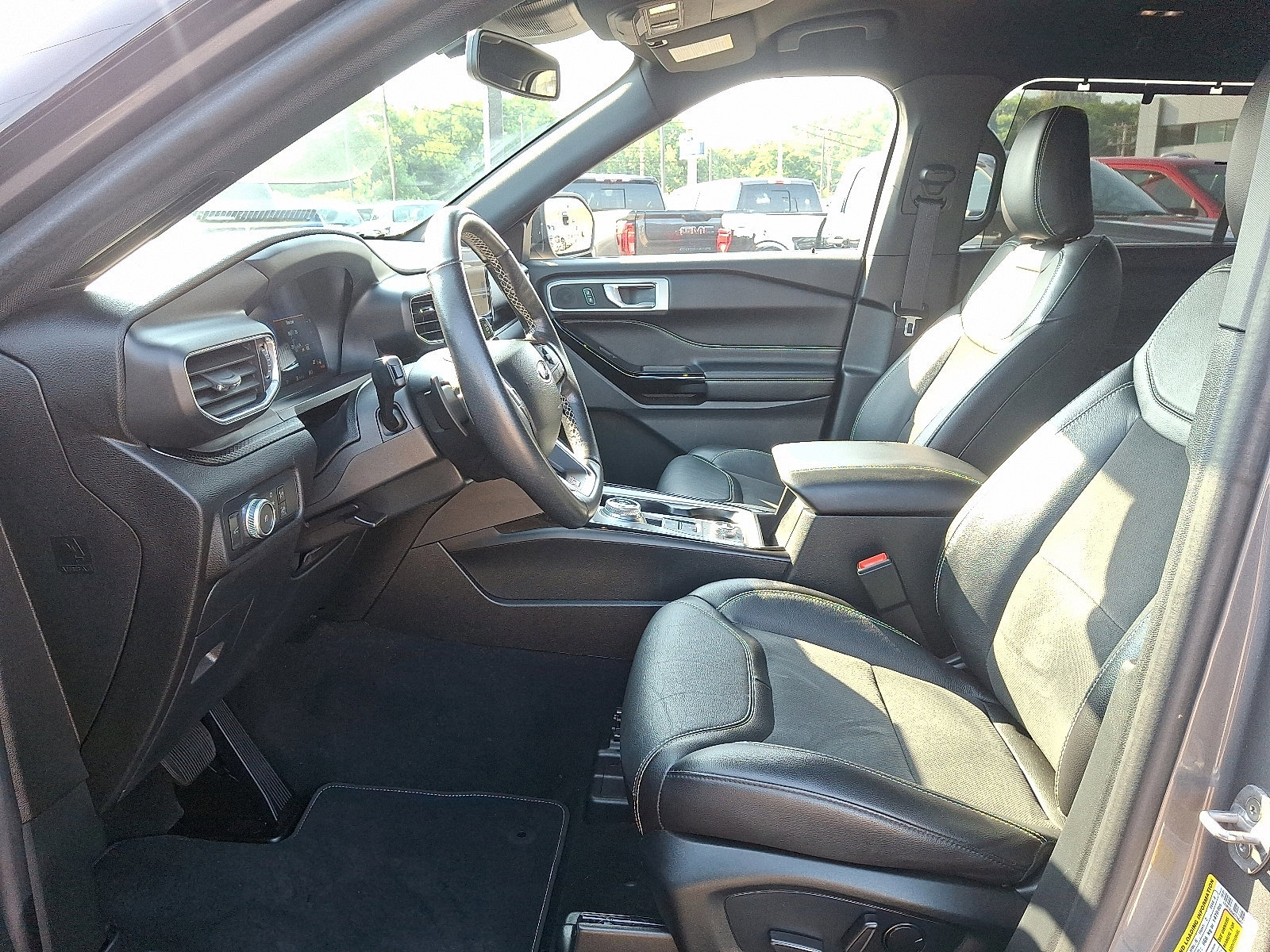 Certified 2022 Ford Explorer ST image 13