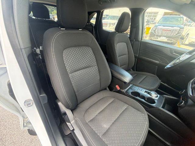 Certified 2025 Ford Escape Active AWD/4WD image 38